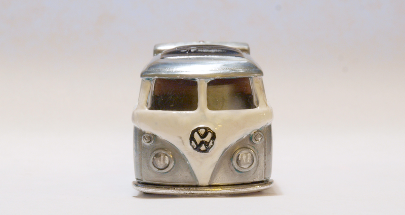 Illustration for article titled Kustom Kool Kombi